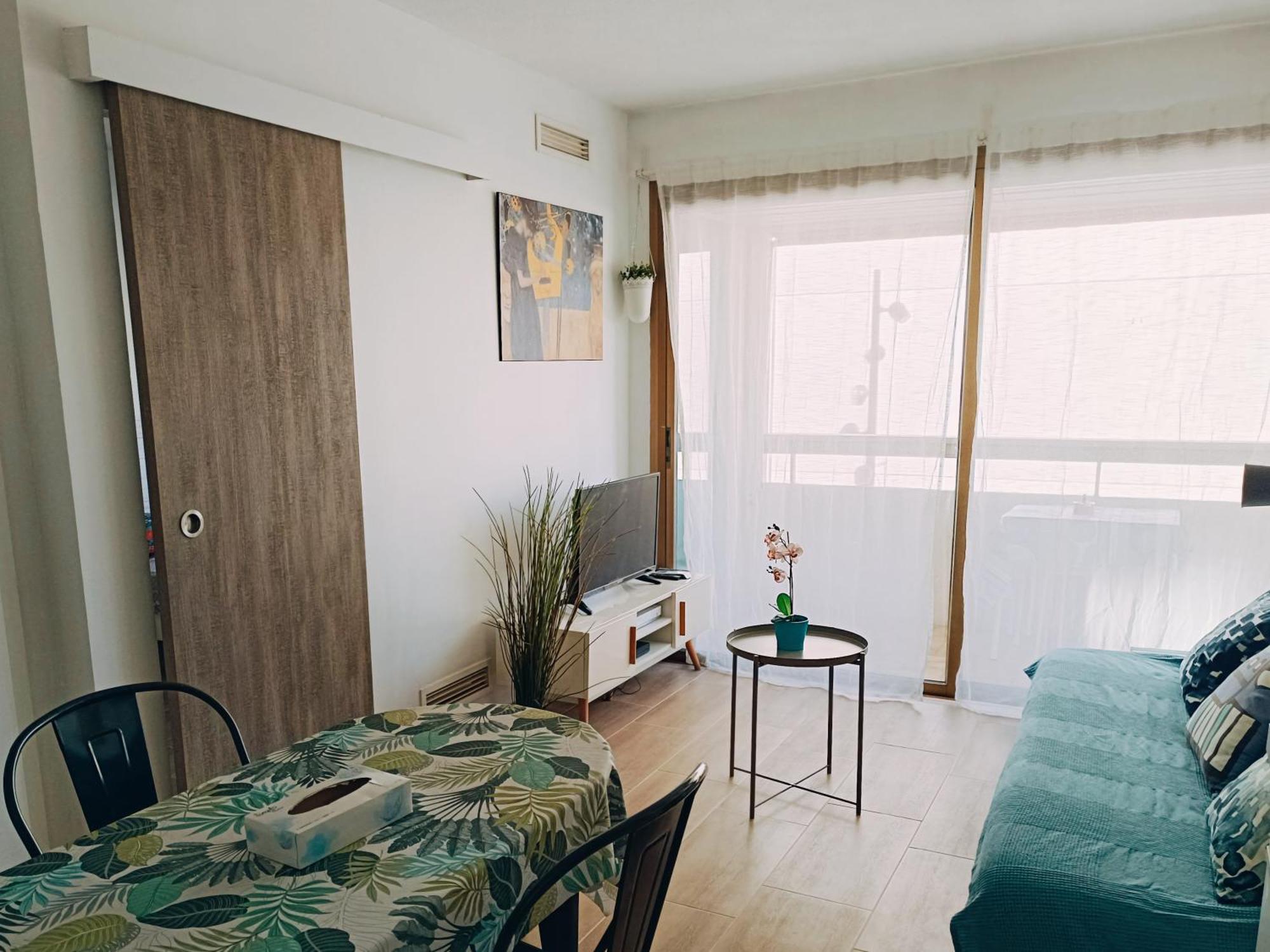 2 Pieces Climatise Avec Balcon Dans Le Vieil Antibes, Residence Avec Ascenseur Екстер'єр фото